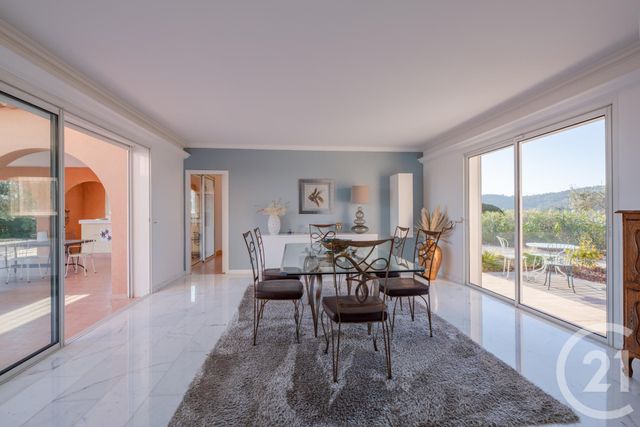 Maison &agrave; vendre - 6 pi&egrave;ces - 220 m2 - Roquebrune Sur Argens - 83 - PROVENCE-ALPES-COTE-D-AZUR