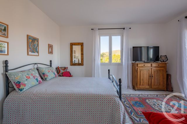 Maison &agrave; vendre - 6 pi&egrave;ces - 220 m2 - Roquebrune Sur Argens - 83 - PROVENCE-ALPES-COTE-D-AZUR