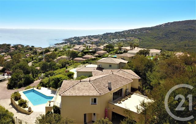 Maison &agrave; vendre - 8 pi&egrave;ces - 330 m2 - Roquebrune Sur Argens - 83 - PROVENCE-ALPES-COTE-D-AZUR