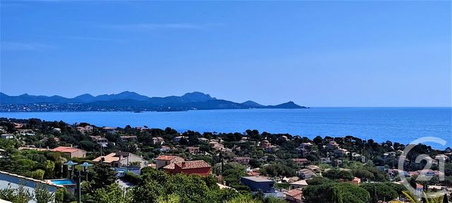 Maison &agrave; vendre - 8 pi&egrave;ces - 330 m2 - Roquebrune Sur Argens - 83 - PROVENCE-ALPES-COTE-D-AZUR