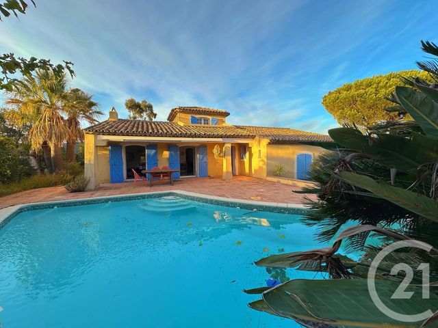 Maison à vendre - 8 pièces - 150 m2 - Ste Maxime - 83 - PROVENCE-ALPES-COTE-D-AZUR