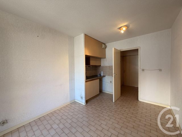 Appartement F2 &agrave; vendre - 2 pi&egrave;ces - 27 m2 - Ste Maxime - 83 - PROVENCE-ALPES-COTE-D-AZUR