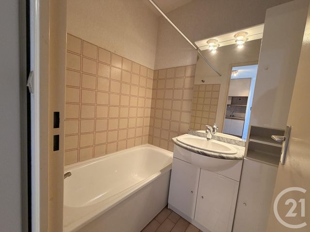 Appartement F2 &agrave; vendre - 2 pi&egrave;ces - 27 m2 - Ste Maxime - 83 - PROVENCE-ALPES-COTE-D-AZUR