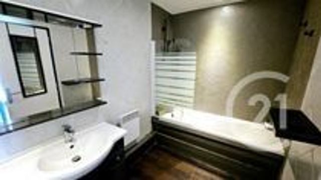 Maison &agrave; vendre - 4 pi&egrave;ces - 74,45 m2 - Bray Sur Somme - 80 - PICARDIE