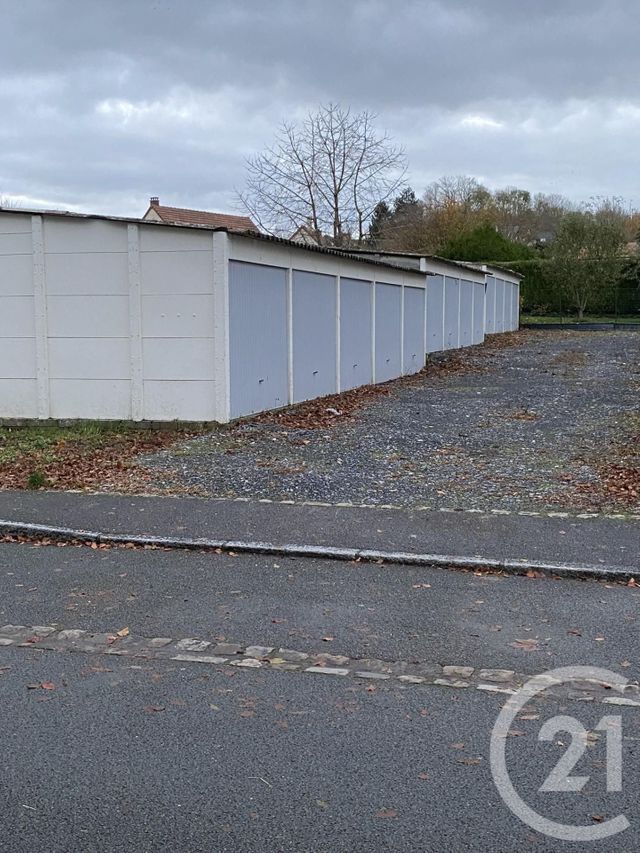 parking - PERONNE - 80