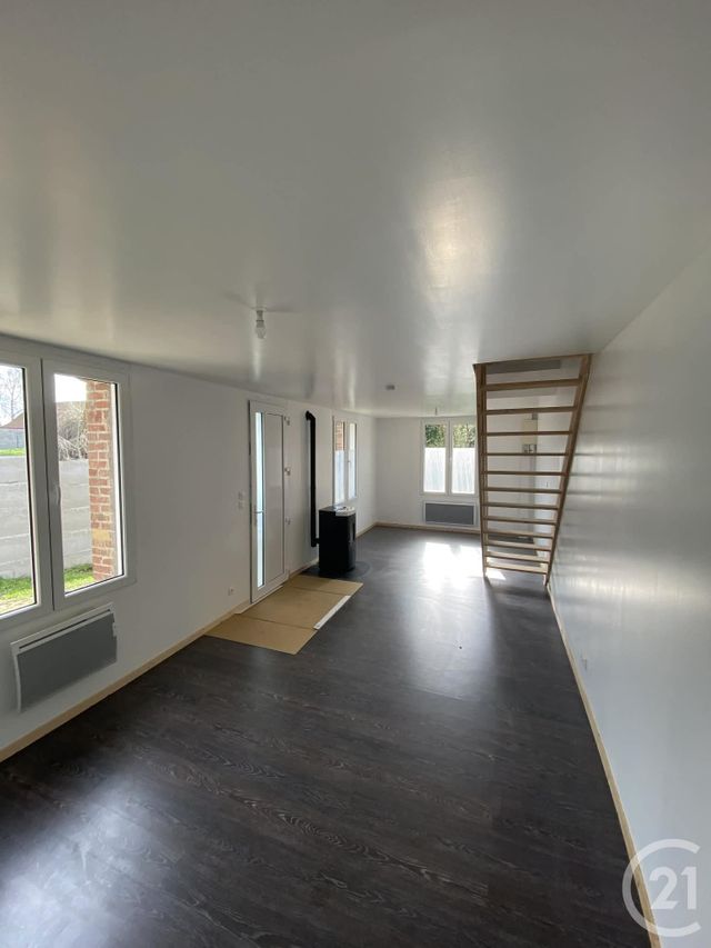 Maison &agrave; louer - 3 pi&egrave;ces - 51 m2 - Sorel - 80 - PICARDIE