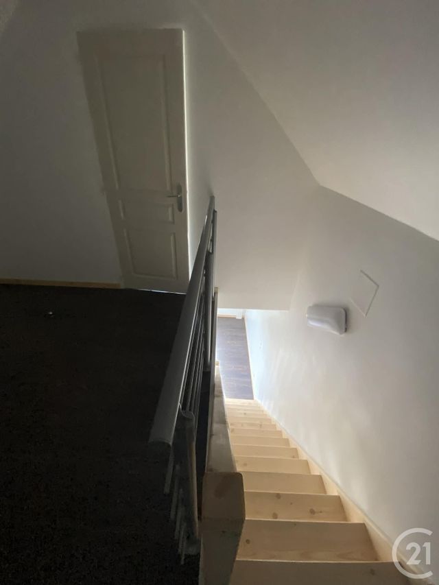 Maison &agrave; louer - 3 pi&egrave;ces - 51 m2 - Sorel - 80 - PICARDIE