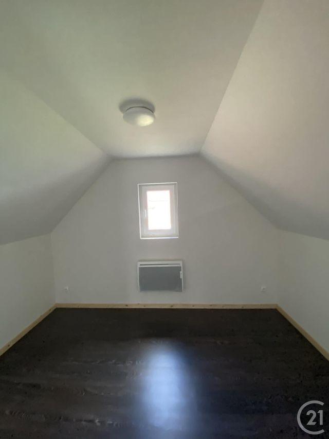 Maison &agrave; louer - 3 pi&egrave;ces - 51 m2 - Sorel - 80 - PICARDIE