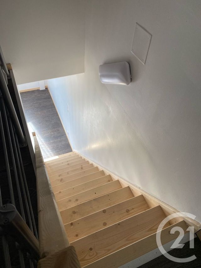 Maison &agrave; louer - 3 pi&egrave;ces - 51 m2 - Sorel - 80 - PICARDIE