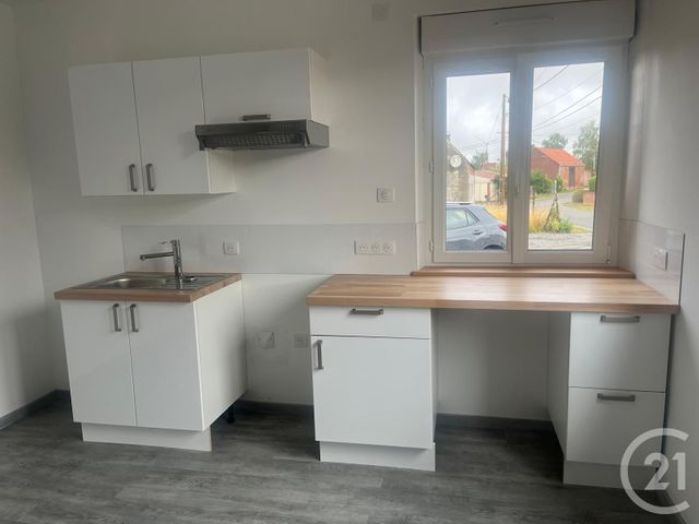 Maison &agrave; louer - 2 pi&egrave;ces - 42 m2 - Nurlu - 80 - PICARDIE