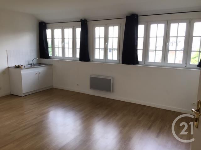 Appartement F2 &agrave; louer - 2 pi&egrave;ces - 35,13 m2 - Peronne - 80 - PICARDIE