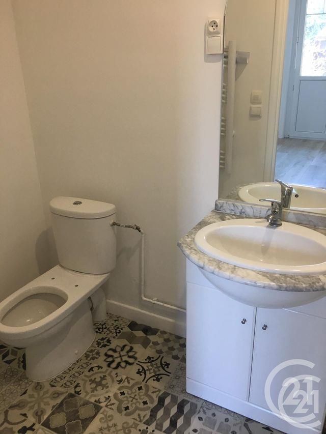 Appartement F2 &agrave; louer - 2 pi&egrave;ces - 38 m2 - Peronne - 80 - PICARDIE