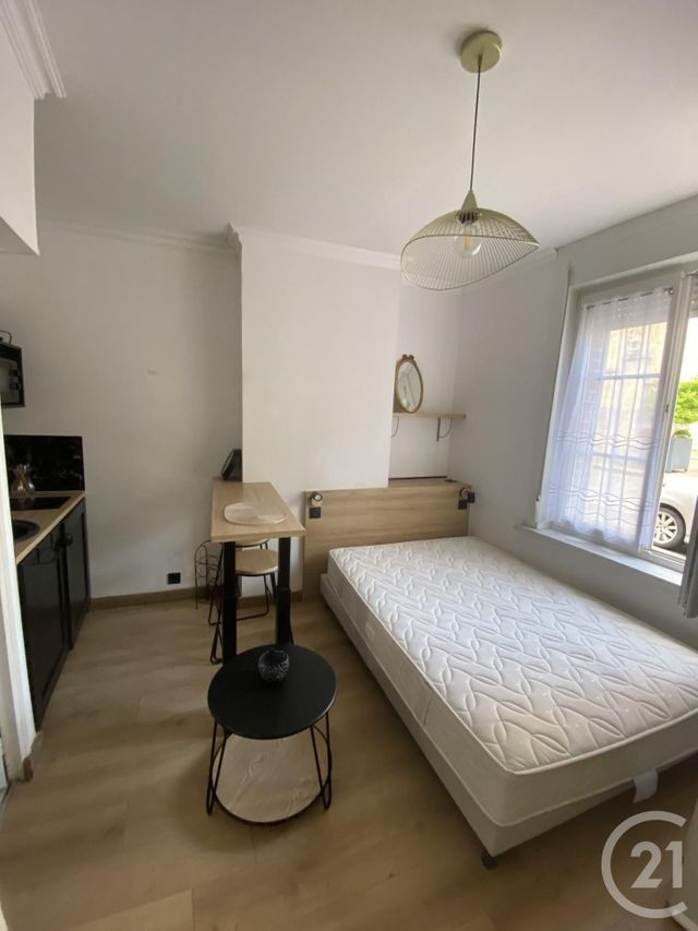 Appartement F1 &agrave; louer - 1 pi&egrave;ce - 13,27 m2 - Peronne - 80 - PICARDIE