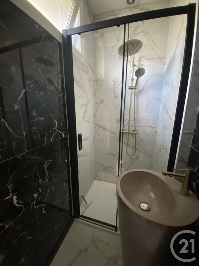 Appartement F1 &agrave; louer - 1 pi&egrave;ce - 13,27 m2 - Peronne - 80 - PICARDIE