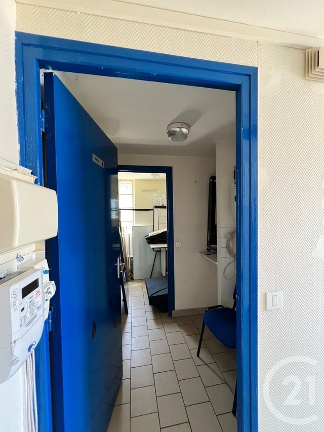 Local commercial à louer - 100.0 m2 - 80 - Somme