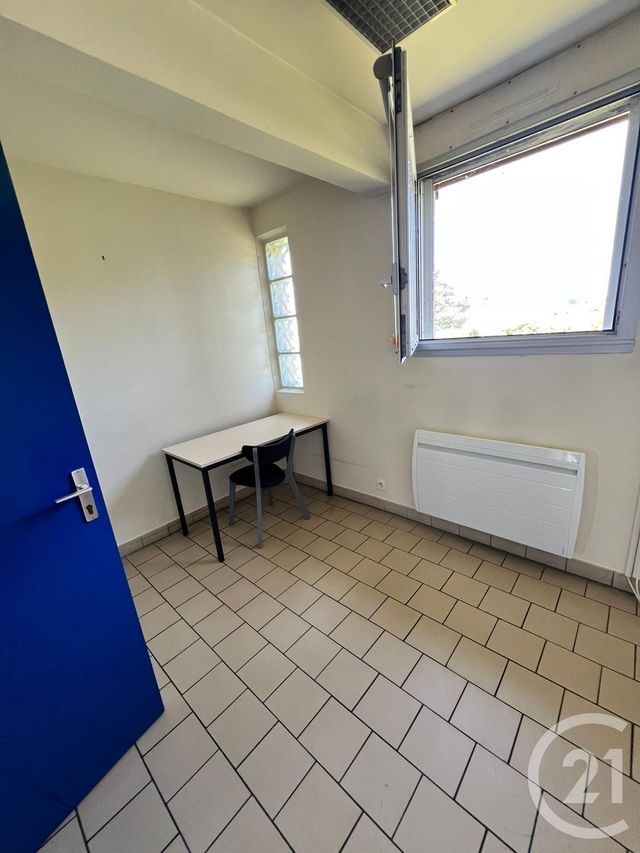 Local commercial à louer - 100.0 m2 - 80 - Somme