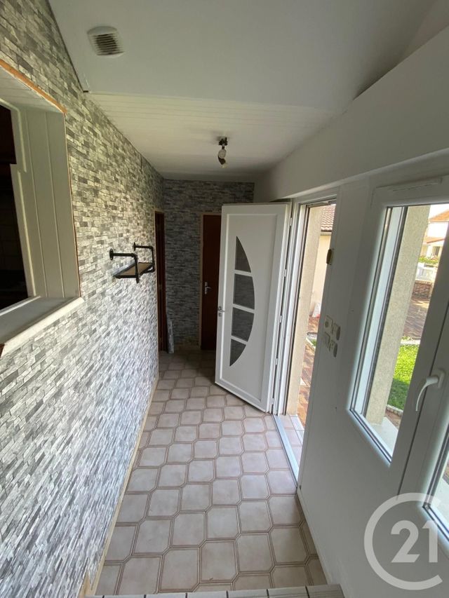 Maison &agrave; louer - 3 pi&egrave;ces - 67,63 m2 - Gauchy - 02 - PICARDIE