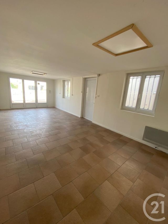 Maison &agrave; louer - 3 pi&egrave;ces - 67,63 m2 - Gauchy - 02 - PICARDIE