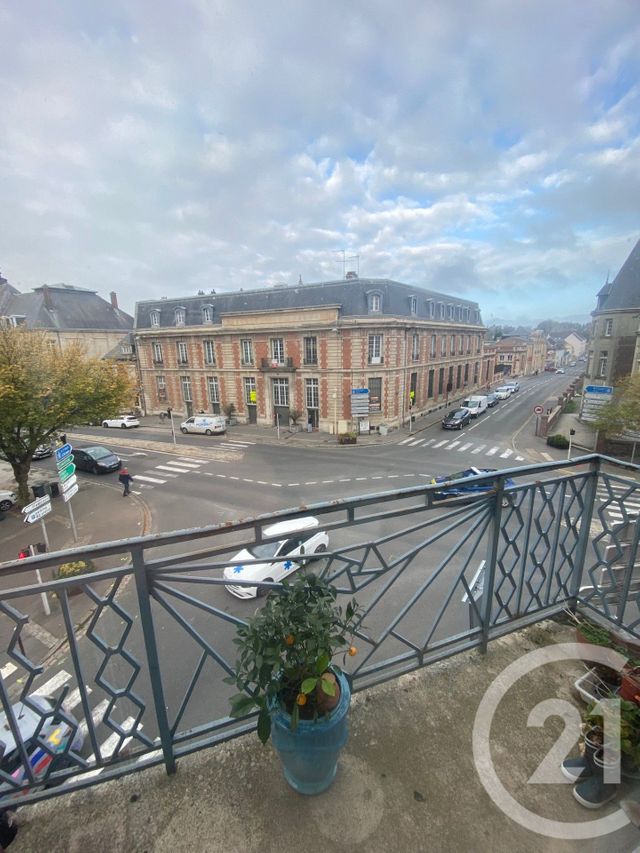 Appartement F4 à vendre - 4 pièces - 124 m2 - Peronne - 80 - PICARDIE