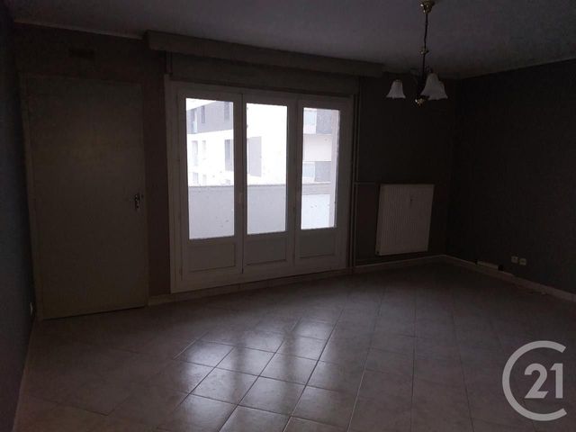 Appartement à vendre - 3 pièces - 67,80 m2 - St Memmie - 51 - CHAMPAGNE-ARDENNE