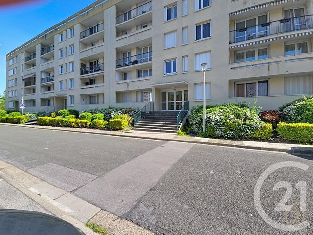 Appartement Studio &agrave; louer - 1 pi&egrave;ce - 32,84 m2 - Compiegne - 60 - PICARDIE