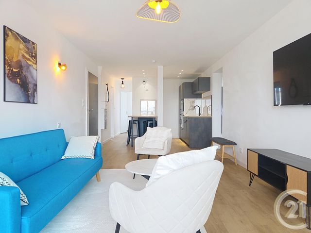 Appartement F4 &agrave; louer - 4 pi&egrave;ces - 79,11 m2 - Compiegne - 60 - PICARDIE