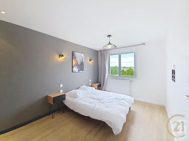 Appartement F4 &agrave; louer - 4 pi&egrave;ces - 79,11 m2 - Compiegne - 60 - PICARDIE