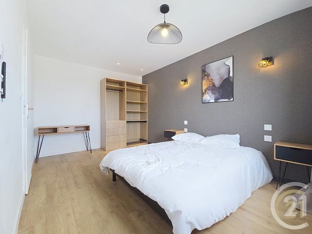 Appartement F4 &agrave; louer - 4 pi&egrave;ces - 79,11 m2 - Compiegne - 60 - PICARDIE