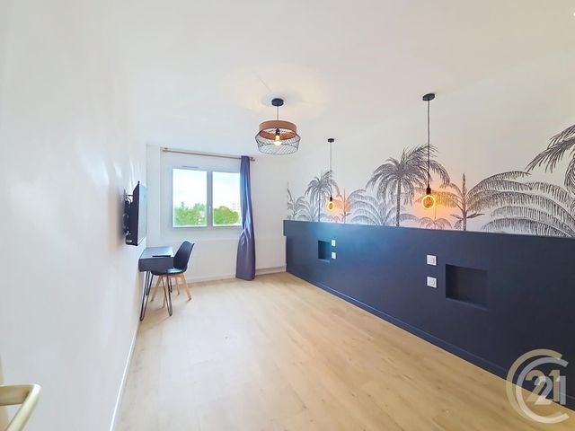 Appartement F4 &agrave; louer - 4 pi&egrave;ces - 79,11 m2 - Compiegne - 60 - PICARDIE