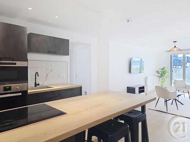 Appartement F4 &agrave; louer - 4 pi&egrave;ces - 79,11 m2 - Compiegne - 60 - PICARDIE