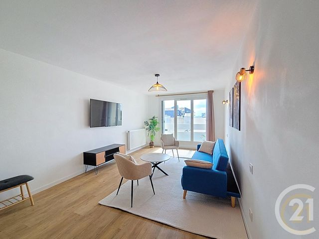 Appartement F4 &agrave; louer - 4 pi&egrave;ces - 79,11 m2 - Compiegne - 60 - PICARDIE