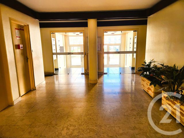 Appartement F5 &agrave; vendre - 5 pi&egrave;ces - 96,18 m2 - 60 - PICARDIE