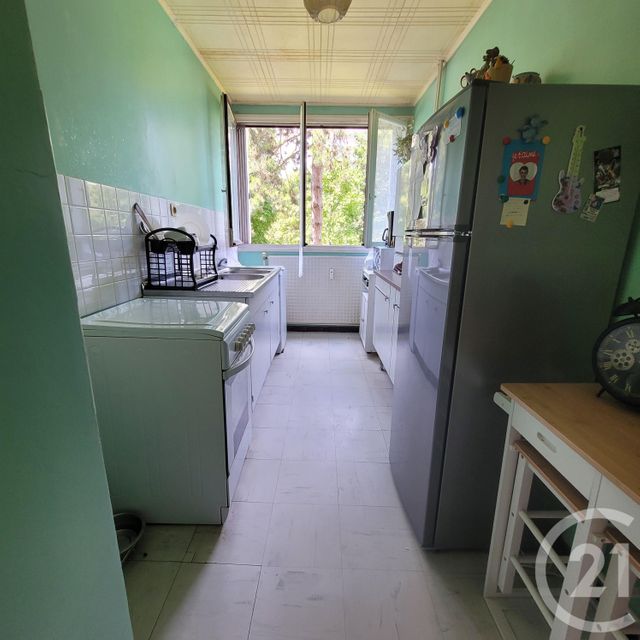 Appartement F3 &agrave; vendre - 3 pi&egrave;ces - 76,12 m2 - Compiegne - 60 - PICARDIE