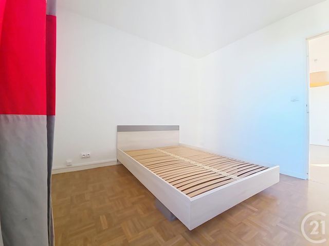 Appartement F3 &agrave; louer - 3 pi&egrave;ces - 68,30 m2 - Compiegne - 60 - PICARDIE
