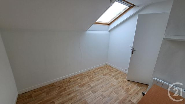 Appartement F4 &agrave; louer - 4 pi&egrave;ces - 84,21 m2 - Compiegne - 60 - PICARDIE