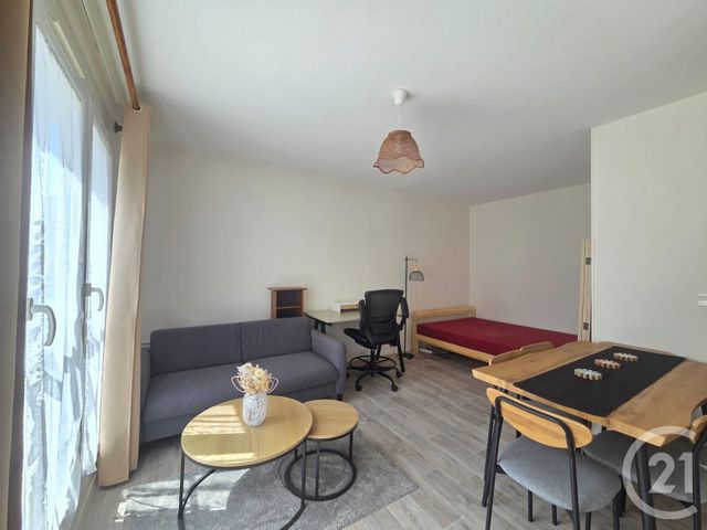 Appartement Studio &agrave; louer - 1 pi&egrave;ce - 28,44 m2 - Compiegne - 60 - PICARDIE