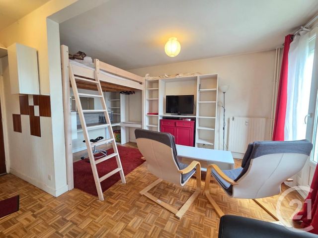 Appartement Studio &agrave; louer - 1 pi&egrave;ce - 28,24 m2 - Compiegne - 60 - PICARDIE