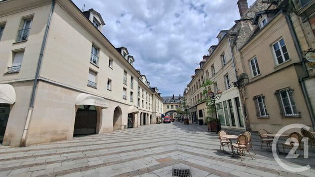 Appartement Studio &agrave; louer - 1 pi&egrave;ce - 29,53 m2 - Compiegne - 60 - PICARDIE