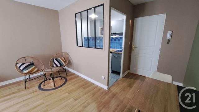 Appartement Studio &agrave; louer - 1 pi&egrave;ce - 29,53 m2 - Compiegne - 60 - PICARDIE