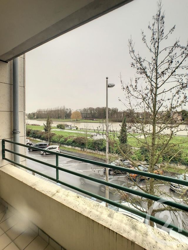 Appartement F3 &agrave; louer - 3 pi&egrave;ces - 64 m2 - Compiegne - 60 - PICARDIE