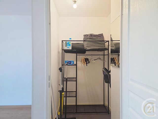 Appartement F1 &agrave; louer - 1 pi&egrave;ce - 27,68 m2 - Compiegne - 60 - PICARDIE