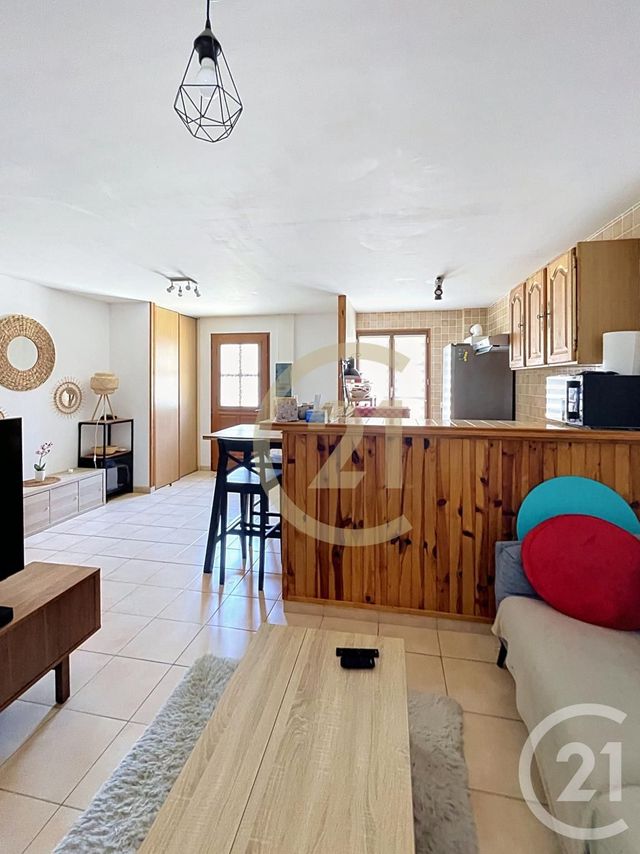 Appartement F2 &agrave; louer - 2 pi&egrave;ces - 60,01 m2 - Jaux - 60 - PICARDIE