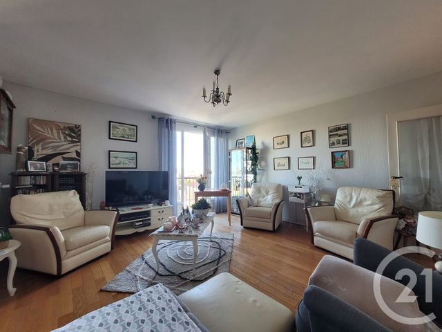 Appartement 5 pièces 97 m² · à Compiègne · 97,4 m² · 160 000 €