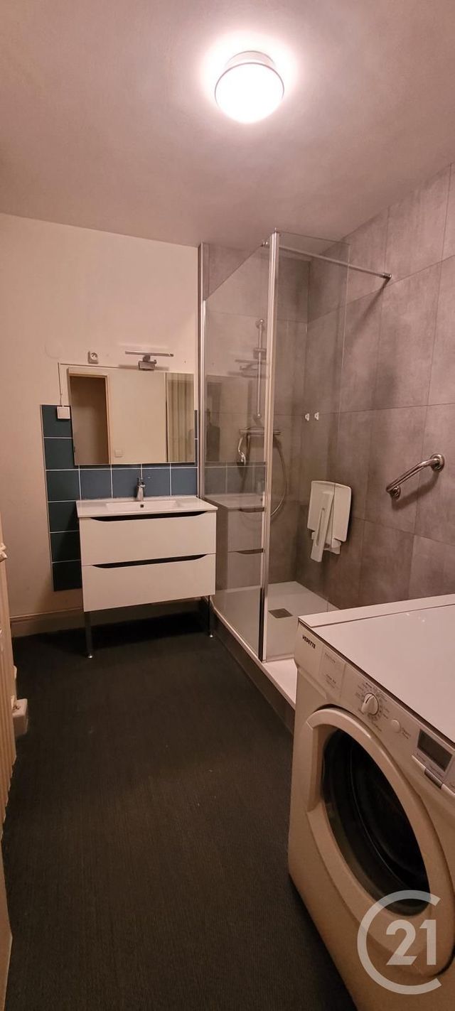 Appartement F2 bis &agrave; louer - 2 pi&egrave;ces - 63,03 m2 - Compiegne - 60 - PICARDIE