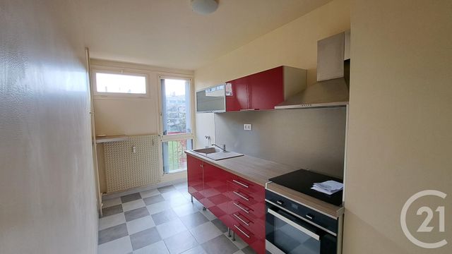 Appartement F5 &agrave; louer - 5 pi&egrave;ces - 96,97 m2 - Compiegne - 60 - PICARDIE