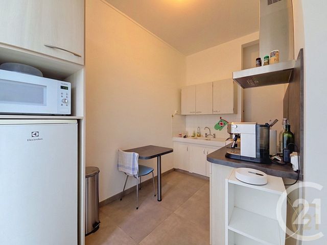 Appartement Studio &agrave; louer - 1 pi&egrave;ce - 25,60 m2 - Compiegne - 60 - PICARDIE
