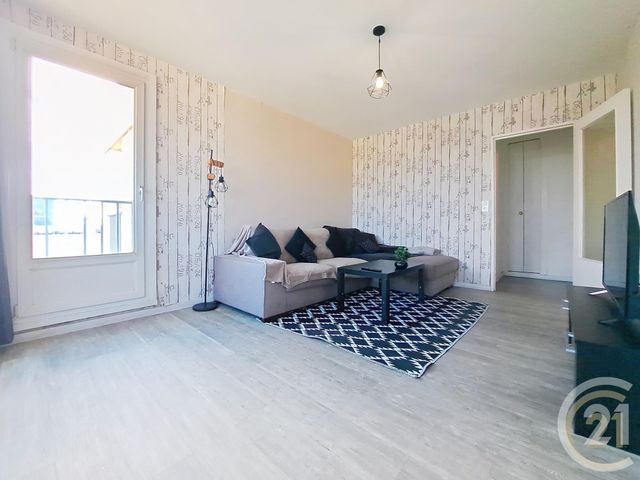 Appartement F2 &agrave; louer - 2 pi&egrave;ces - 52,62 m2 - Compiegne - 60 - PICARDIE