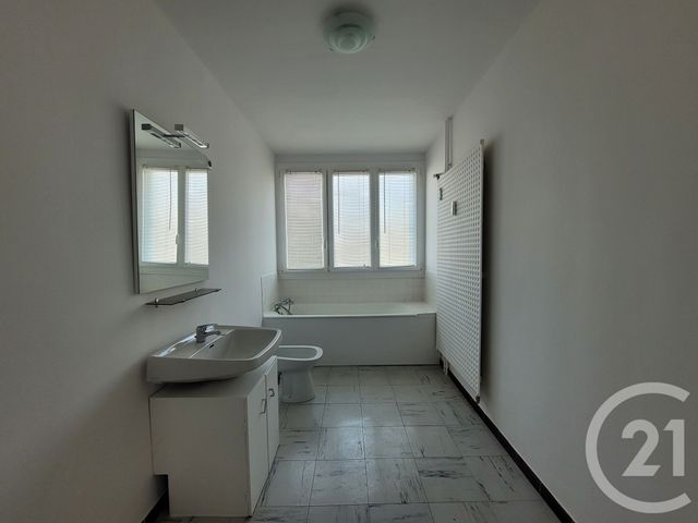 Appartement F3 &agrave; vendre - 3 pi&egrave;ces - 75,49 m2 - Compiegne - 60 - PICARDIE