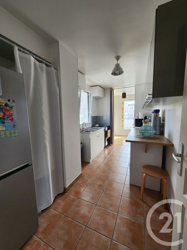 Appartement F3 &agrave; vendre - 3 pi&egrave;ces - 75,89 m2 - Compiegne - 60 - PICARDIE