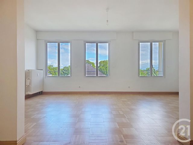 Appartement F2 &agrave; louer - 2 pi&egrave;ces - 56,77 m2 - Compiegne - 60 - PICARDIE